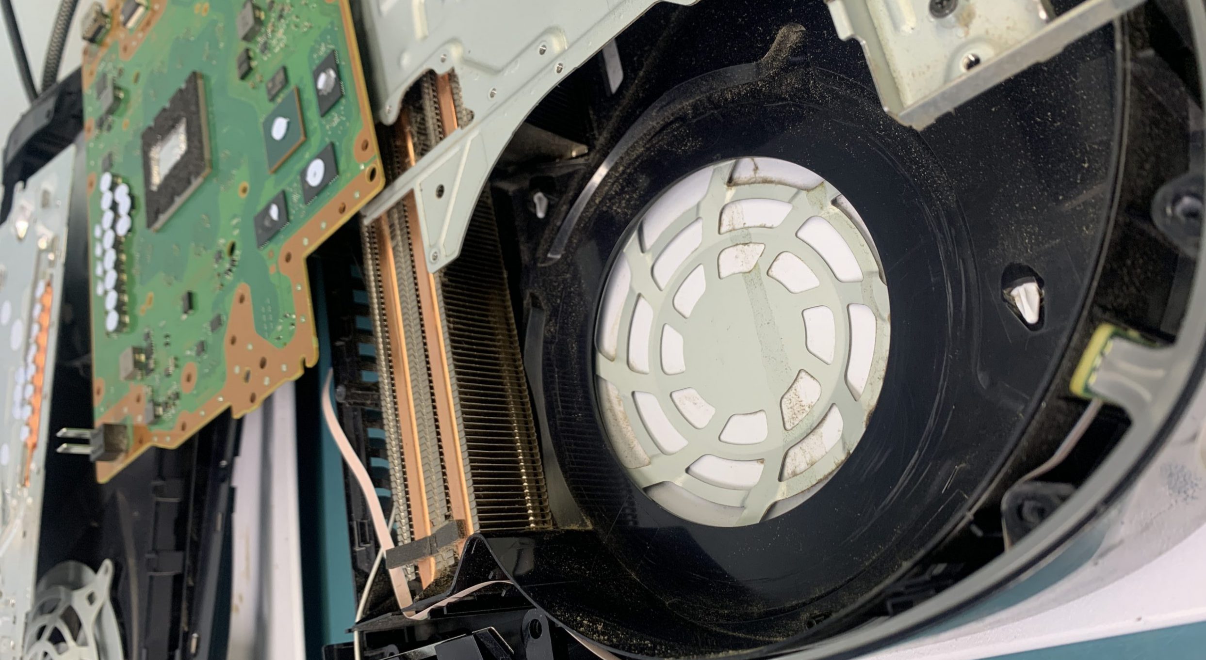 PS5 cleaning PS5 cleaning